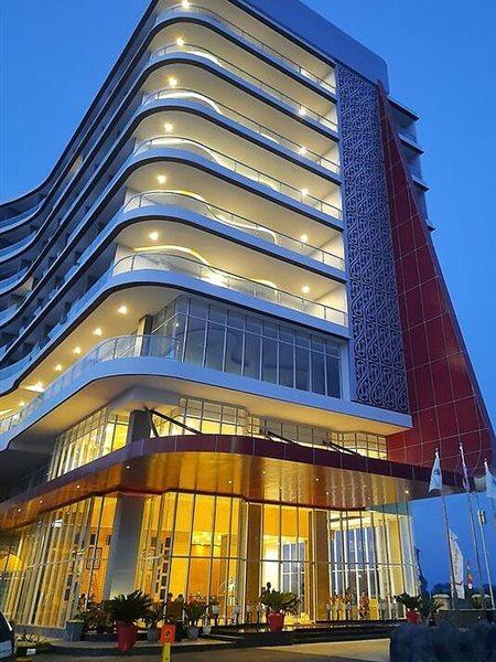 Labersa Hotel & Convention Center Toba Balige 外观 照片