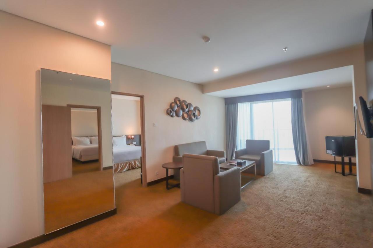 Labersa Hotel & Convention Center Toba Balige 外观 照片