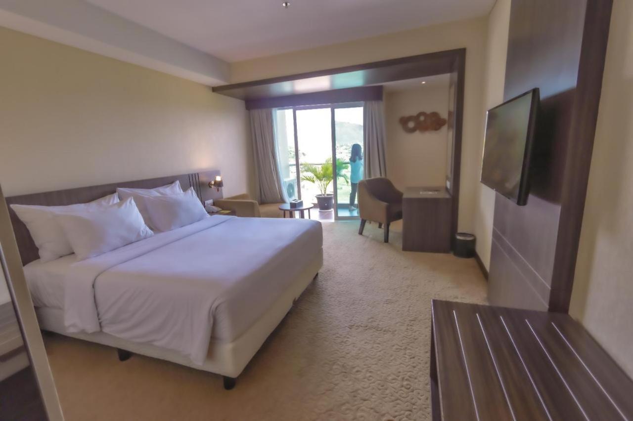 Labersa Hotel & Convention Center Toba Balige 外观 照片