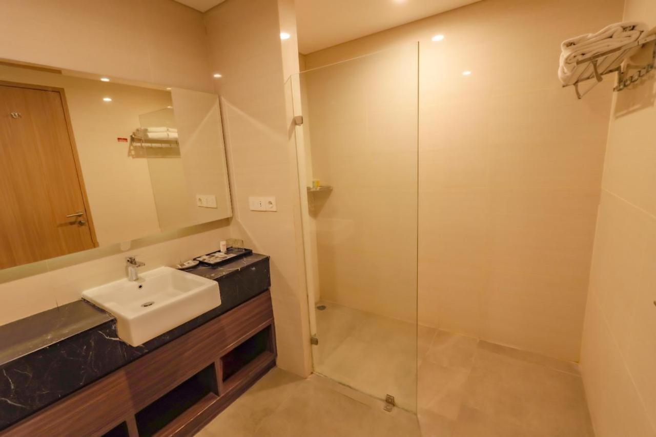 Labersa Hotel & Convention Center Toba Balige 外观 照片