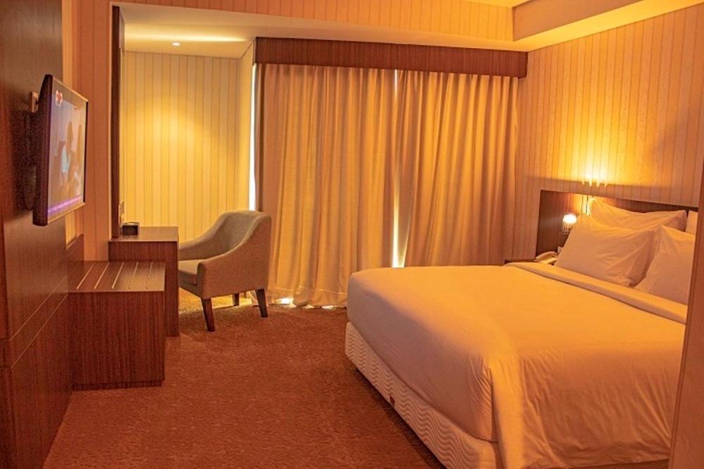 Labersa Hotel & Convention Center Toba Balige 外观 照片